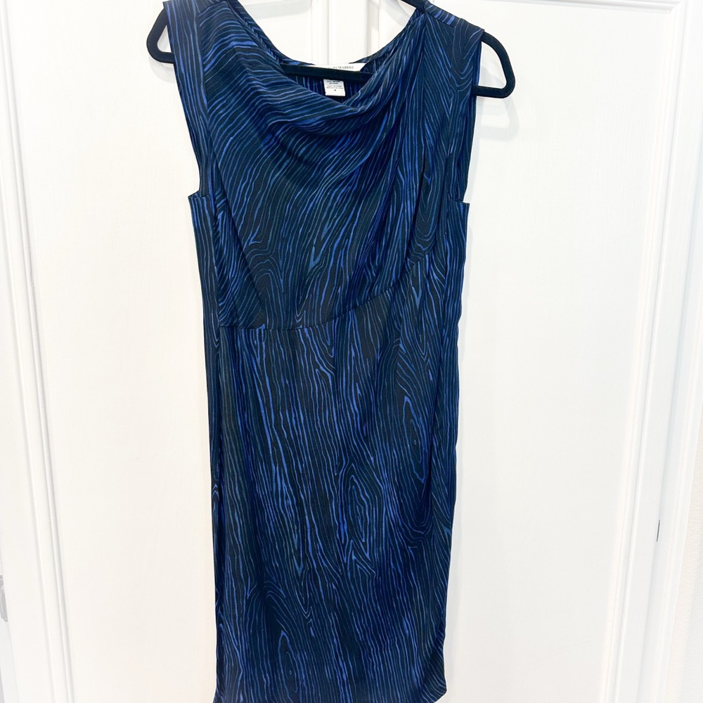 Diane Von Furstenberg DvF Navy and Black wood grain print Midi Dress
